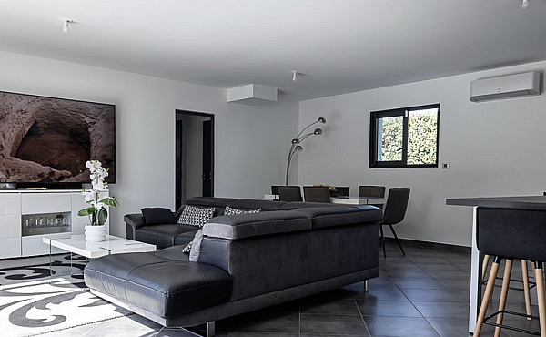 Property_For_Sale_in_France_with_Cle_France_Join_our_mailing_List_AXL05972_6.15