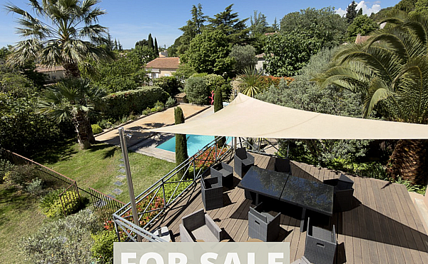 Property_For_Sale_in_France_with_Cle_France_Join_our_mailing_List_AXL06005_6.59.29