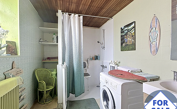 Property_For_Sale_in_France_with_Cle_France_Join_our_mailing_List_AXL06042_7.13