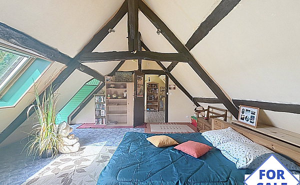 Property_For_Sale_in_France_with_Cle_France_Join_our_mailing_List_AXL06042_7.33