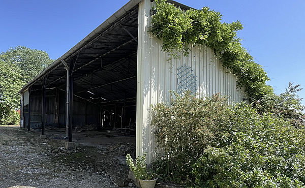 Property_For_Sale_in_France_with_Cle_France_Join_our_mailing_List_BHJ04101_8.28