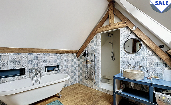 Property_For_Sale_in_France_with_Cle_France_Join_our_mailing_List_AXL06084_3.21