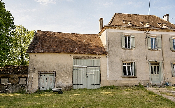Property_For_Sale_in_France_with_Cle_France_Join_our_mailing_List_AMR00130_827_1