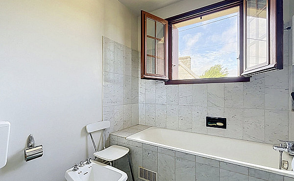 Property_For_Sale_in_France_with_Cle_France_Join_our_mailing_List_LNH13129_8.15