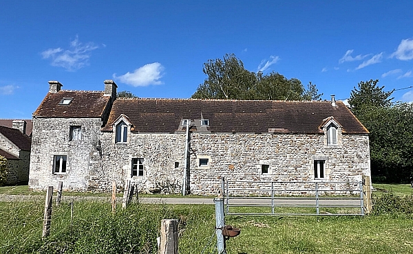 Property_For_Sale_in_France_with_Cle_France_Join_our_mailing_List_DJV06140_a