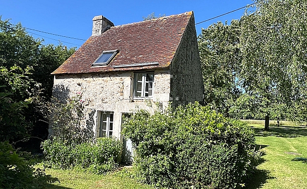 Property_For_Sale_in_France_with_Cle_France_Join_our_mailing_List_DJV06140_c