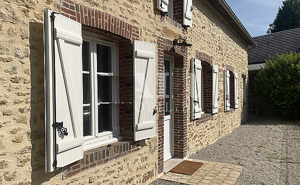 Property_For_Sale_in_France_with_Cle_France_Join_our_mailing_List_DJV06164_21