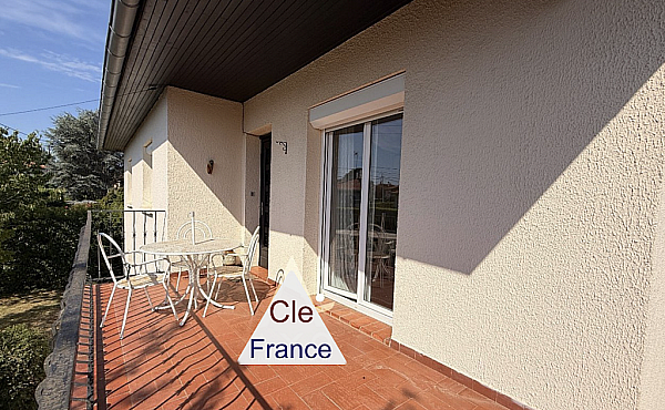 Property_For_Sale_in_France_with_Cle_France_Join_our_mailing_List_AXL06124_2.18