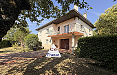 Lovely Family with Landscaped Garden