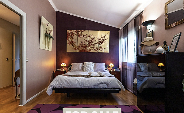 Property_For_Sale_in_France_with_Cle_France_Join_our_mailing_List_AXL06125_2.11