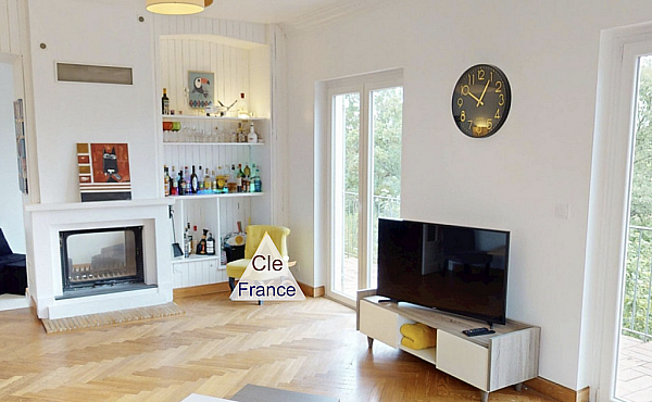 Property_For_Sale_in_France_with_Cle_France_Join_our_mailing_List_AXL06127_8.35