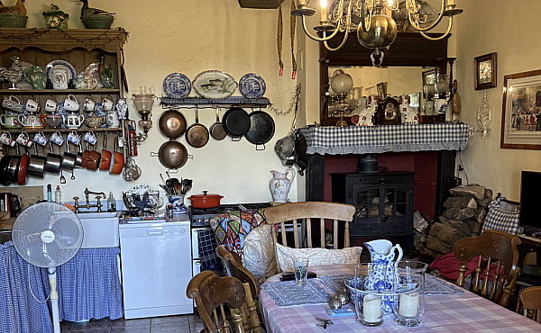 Property_For_Sale_in_France_with_Cle_France_Join_our_mailing_List_VBHJ04112_9.06