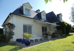 Charming Detached House is a Lovely Family Home
