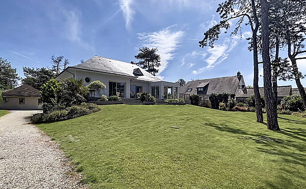 Property_For_Sale_in_France_with_Cle_France_Join_our_mailing_List_LNH13246_7.17