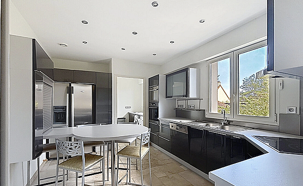 Property_For_Sale_in_France_with_Cle_France_Join_our_mailing_List_LNH13246_7.42