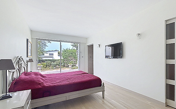 Property_For_Sale_in_France_with_Cle_France_Join_our_mailing_List_LNH13246_7.44
