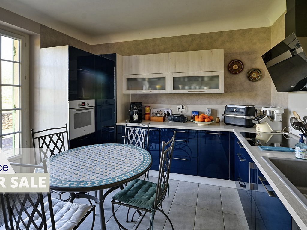 Property_For_Sale_in_France_with_Cle_France_Join_our_mailing_List_VAA00102_VAA00102_0.50