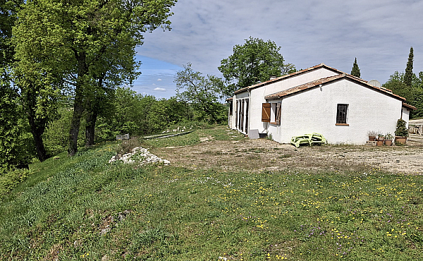 Property_For_Sale_in_France_with_Cle_France_Join_our_mailing_List_VAA00103_8.25