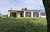 Property_For_Sale_in_France_with_Cle_France_Join_our_mailing_List_VAA00103_8.19