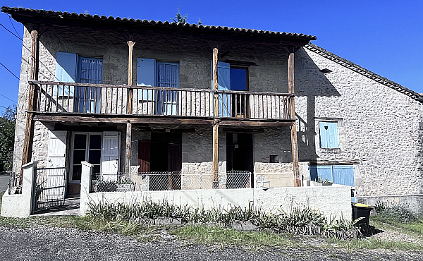 Property_For_Sale_in_France_with_Cle_France_Join_our_mailing_List_VAA00104_2.36