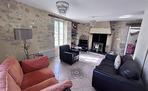 Property_For_Sale_in_France_with_Cle_France_Join_our_mailing_List_VAA00104_2.39