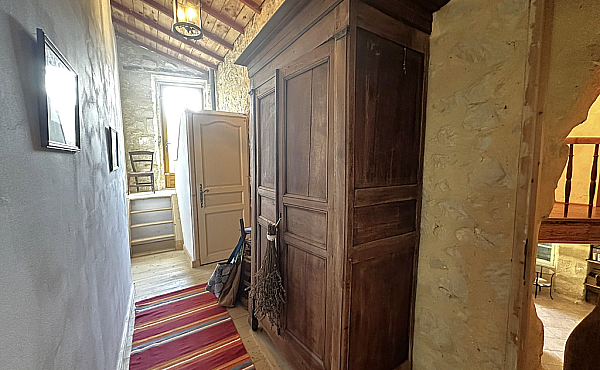Property_For_Sale_in_France_with_Cle_France_Join_our_mailing_List_VAA00104_3.02