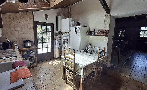 Property_For_Sale_in_France_with_Cle_France_Join_our_mailing_List_VAA00106_16