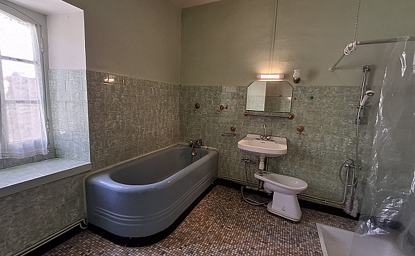 Property_For_Sale_in_France_with_Cle_France_Join_our_mailing_List_VAA00107_6.40