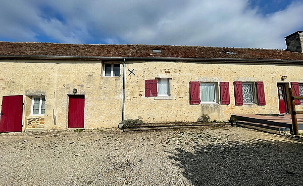 Longere Style Detached House in Bucolic Countryside