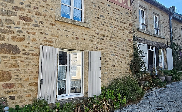 Property_For_Sale_in_France_with_Cle_France_Join_our_mailing_List_DJV06182_b