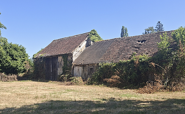 Property_For_Sale_in_France_with_Cle_France_Join_our_mailing_List_BHJ04116_10.02