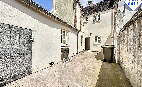 Property_For_Sale_in_France_with_Cle_France_Join_our_mailing_List_AXL06138_14