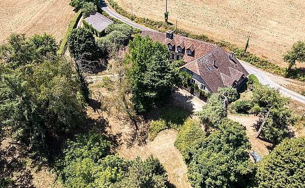 Property_For_Sale_in_France_with_Cle_France_Join_our_mailing_List_AMR00131_7