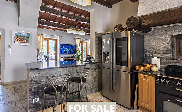 Property_For_Sale_in_France_with_Cle_France_Join_our_mailing_List_AXL06148_5.59