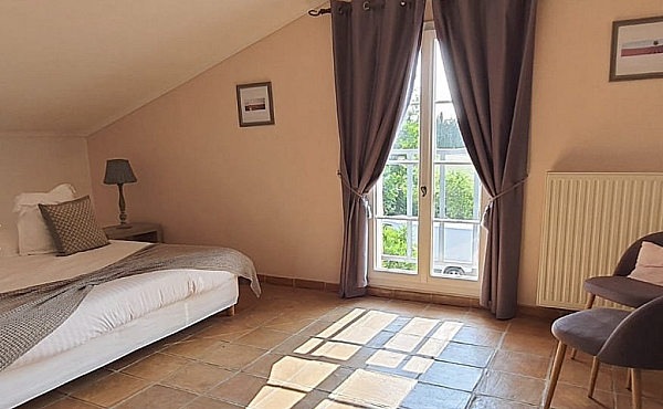 Property_For_Sale_in_France_with_Cle_France_Join_our_mailing_List_AXL06161_2.10