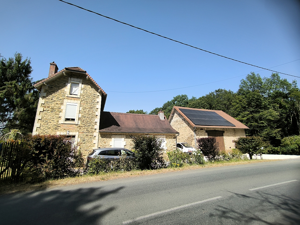 Property_For_Sale_in_France_with_Cle_France_Join_our_mailing_List_AMR00132_22_162349