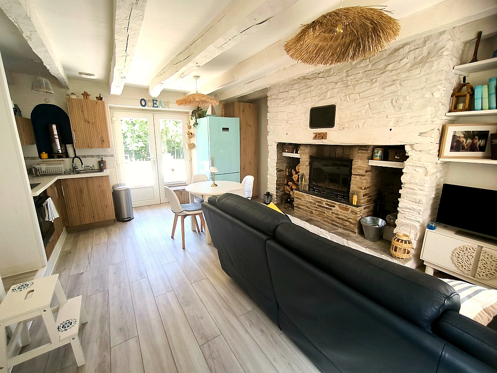 Property_For_Sale_in_France_with_Cle_France_Join_our_mailing_List_AMR00132_22_164140_1