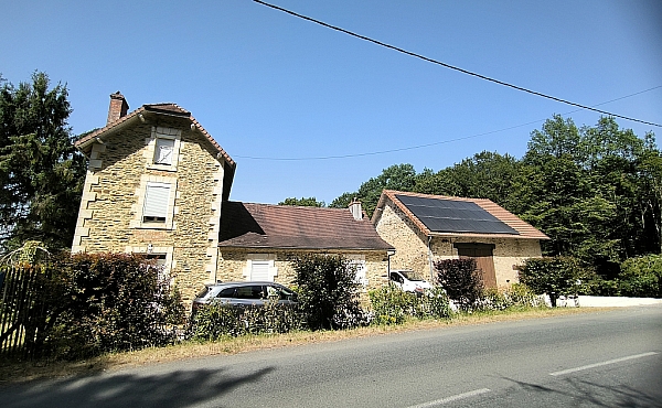 Property_For_Sale_in_France_with_Cle_France_Join_our_mailing_List_AMR00132_22_162349