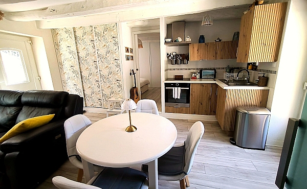 Property_For_Sale_in_France_with_Cle_France_Join_our_mailing_List_AMR00132_22_164158_1
