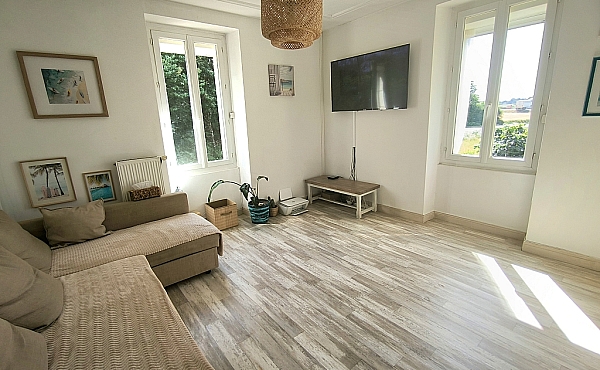Property_For_Sale_in_France_with_Cle_France_Join_our_mailing_List_AMR00132_22_165508_1