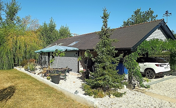 Property_For_Sale_in_France_with_Cle_France_Join_our_mailing_List_AXL06204_48