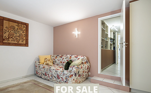 Property_For_Sale_in_France_with_Cle_France_Join_our_mailing_List_AXL06181_7.57