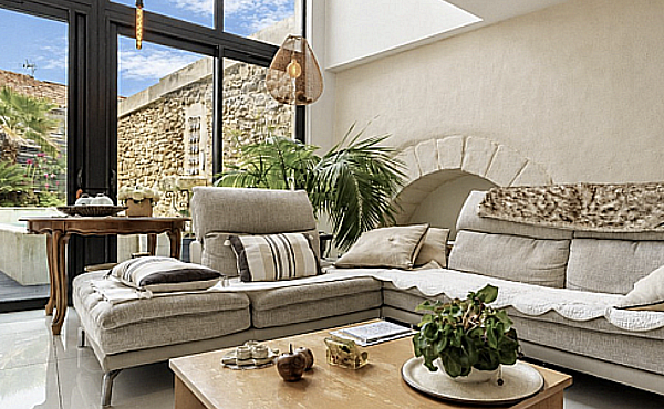 Property_For_Sale_in_France_with_Cle_France_Join_our_mailing_List_AXL06186_3.12