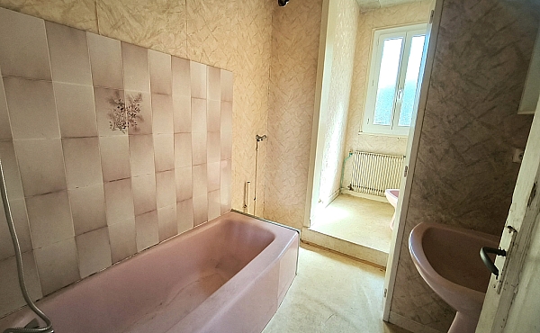 Property_For_Sale_in_France_with_Cle_France_Join_our_mailing_List_AMR00137_1_150706_1