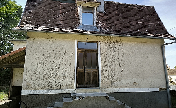 Property_For_Sale_in_France_with_Cle_France_Join_our_mailing_List_AMR00137_1_151002
