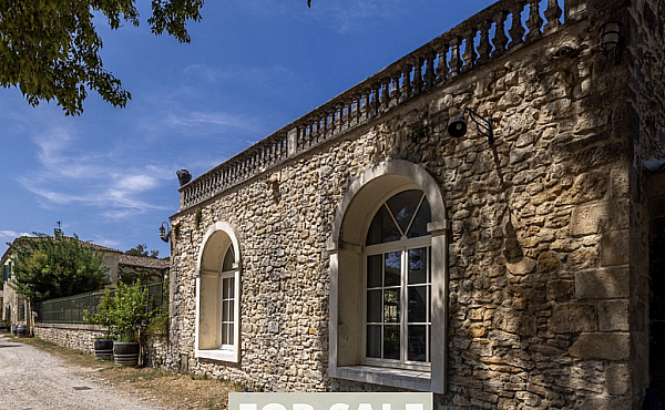 Property_For_Sale_in_France_with_Cle_France_Join_our_mailing_List_AXL06207_3.29