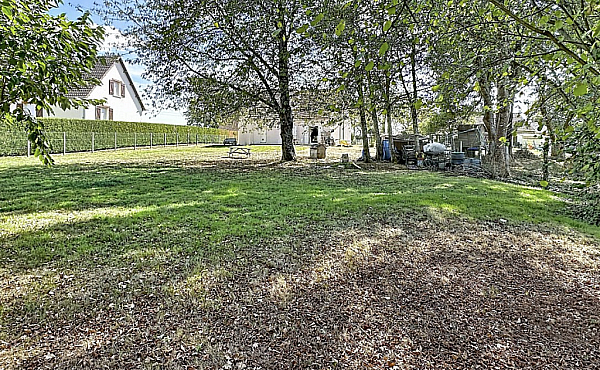 Property_For_Sale_in_France_with_Cle_France_Join_our_mailing_List_AXL06215_54
