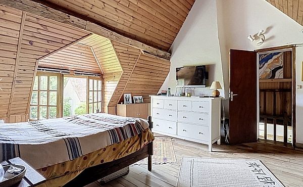 Property_For_Sale_in_France_with_Cle_France_Join_our_mailing_List_AXL06219_48