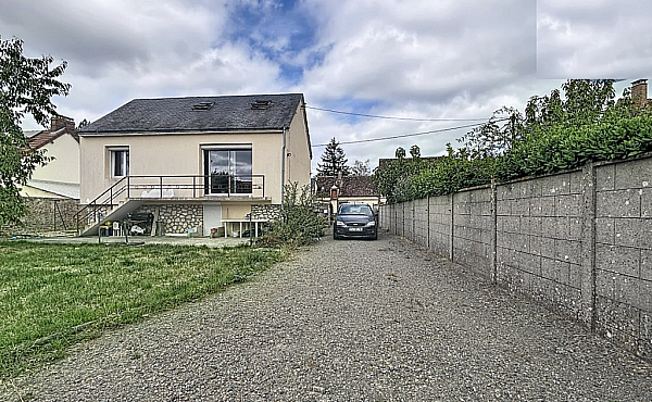 Property_For_Sale_in_France_with_Cle_France_Join_our_mailing_List_AXL06229_3.31