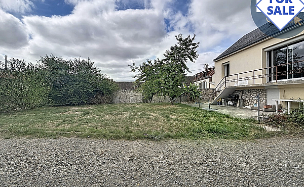Property_For_Sale_in_France_with_Cle_France_Join_our_mailing_List_AXL06229_3.33